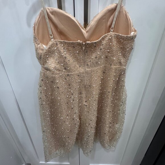 Emerald Sundae Womens Gold Sequin Mini Dress With Spaghetti Straps & Sweetheart - Picture 2 of 5